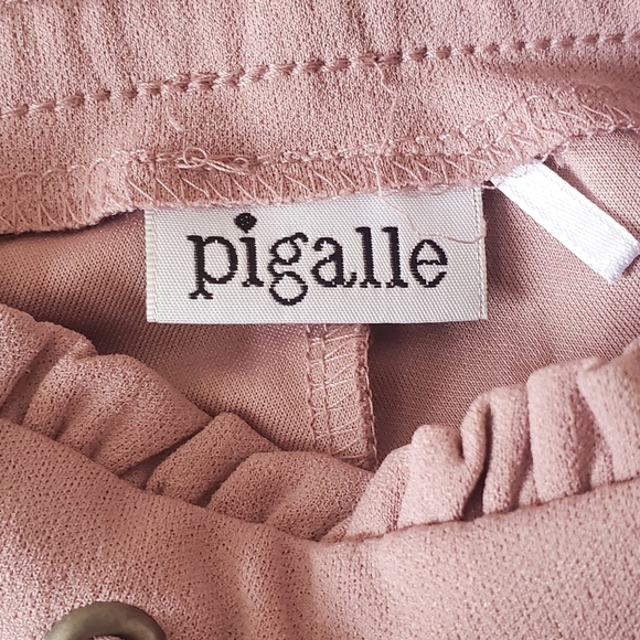 Pigalle rose pink shorts with draw strings elastic waisted - Picture 5 of 7